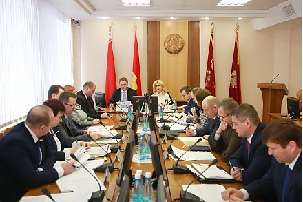 На совещании в облисполкоме обсуждены прогнозные показатели развития предприятий на 2019 год