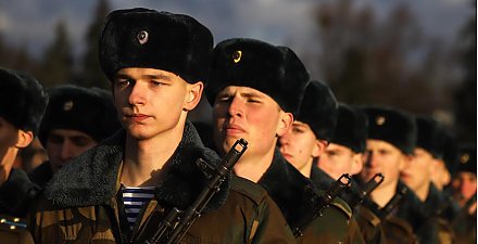 Поздравление Гродненского областного исполнительного комитета и Гродненского областного Совета депутатов с Днем защитников Отечества и Вооруженных Сил Республики Беларусь