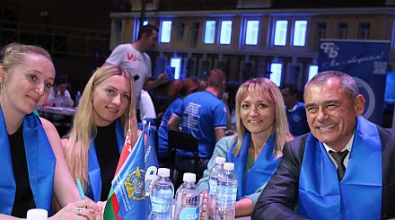 Более ста участников собрал профсоюзный квиз в Гродно накануне Дня народного единства