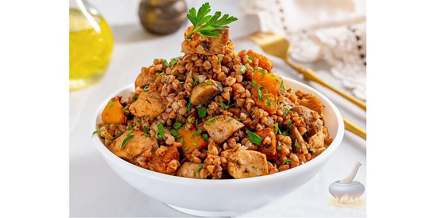 Гречка с грибами, курицей и сливками