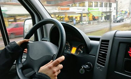 Штраф до Br4200. У автовладельцев появилась новая обязанность