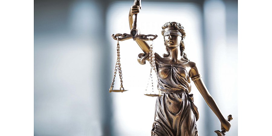 Поздравление Гродненского облисполкома и областного Совета депутатов с Днем юриста