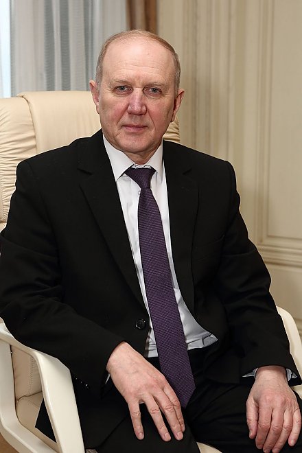 Председатель Гродненского облисполкома Владимир Кравцов: «Агрокомплекс области двигают высокие профессионалы и высокие технологии»