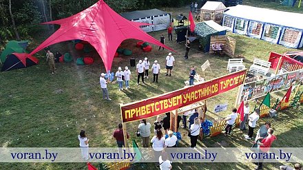 Наша вечная память героям. Эти слова стали лейтмотивом конкурса «Быт туриста» на депутатском турслете