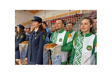 Чемпионат таможенных органов по волейболу стартовал в Лиде