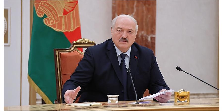 "Мы этого, мужики, не должны допустить!" От чего Александр Лукашенко пытается уберечь СНГ?