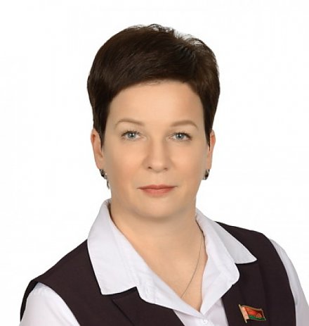 Поздравление депутата Палаты представителей Национального собрания Республики Беларусь Надежды Хальцовой жителей Вороновского района с Днем народного единства