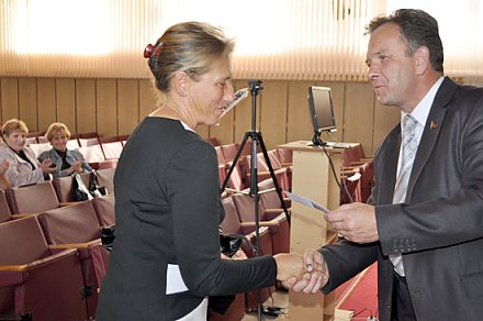 Молоко — это деньги! Но, чтобы их заработать, надо немало потрудиться