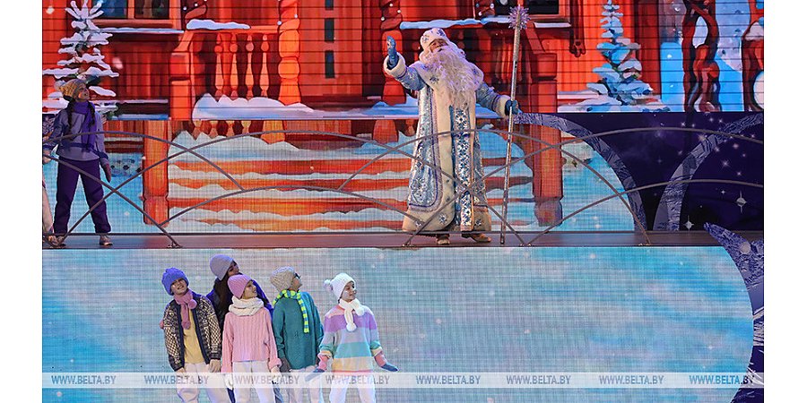 Александр Лукашенко рассказал о новогодних традициях суверенной Беларуси и предложил завести еще одну