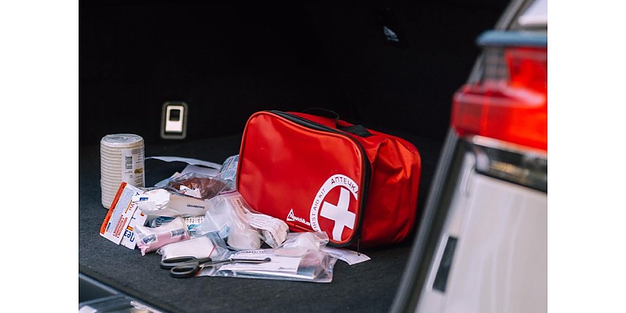 Что должно быть в автомобильной аптечке в 2024 г.? Минздрав скорректировал комплектацию