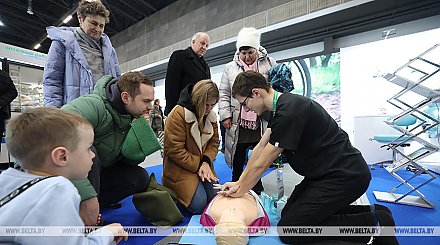 Аптечный робот, умный скутер. Какие новинки от Минздрава представлены на выставке "Моя Беларусь"