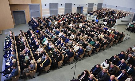 «Разговор о главном»: о чем губернатор области Владимир Караник говорил с активом северного региона Гродненщины