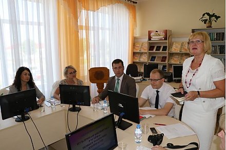 Публічная бібліятэка рэгіёна: новыя напрамкі дзейнасці (Дополнено, Фото)