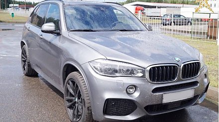 Гродненские таможенники задержали разыскиваемую Интерполом BMW Х5