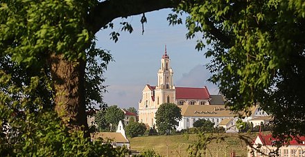 Удивительная архитектура, прекрасный сервис, новые объекты питания, не хватает лишь бюджетных гостиниц. В управлении спорта и туризма облисполкома рассказали, где можно остановиться туристу в Гродно