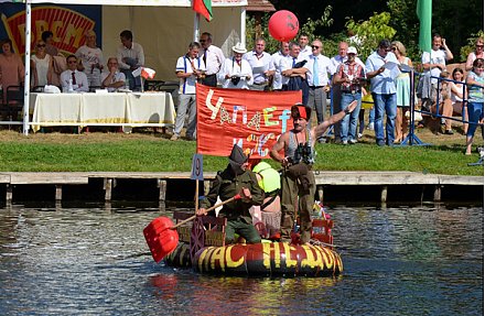 На Августовском канале пройдет заплыв "на чем попало"