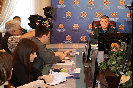 16 человек, 500 строений, 80 единиц техники спасли от огня сотрудники областного подразделения МЧС в прошлом году. Ведомство подвело итоги накануне профессионального праздника