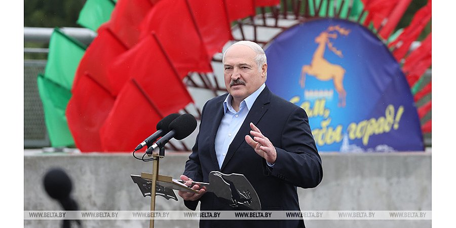 "Уже святое для гродненцев место" - Александр Лукашенко открыл в Гродно новый мост через Неман