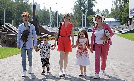 Семья подростка из Латвии, взявшего интервью у Александра Лукашенко, получила белорусское гражданство