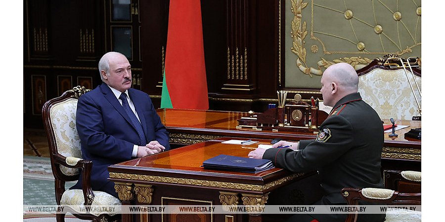 Лукашенко принял с докладом председателя КГБ Тертеля