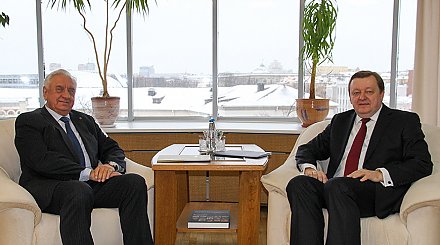 Мясникович и замглавы МИД Беларуси обсудили создание зон свободной торговли ЕАЭС с Ираном, Египтом и Индией