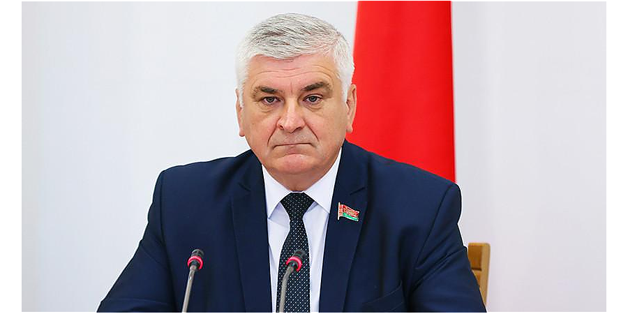 «Безгарантийный проект», или Почему идею беглых о выпуске «паспорта новой Беларуси» можно изначально считать провальной, разбираемся с экспертом