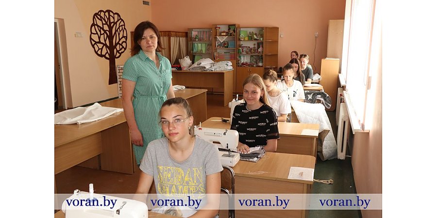 Кто отдыхать, а мы работать