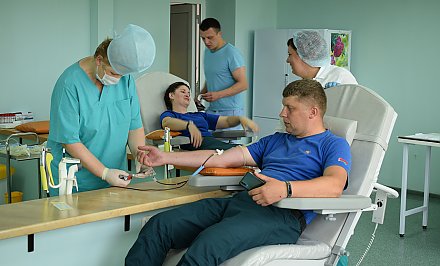 Безвозмездная кровь для всех: в Гродно прошёл Международный день донора