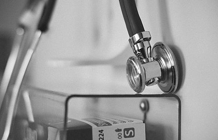 Кардиолог назвал симптомы опасного сгущения крови