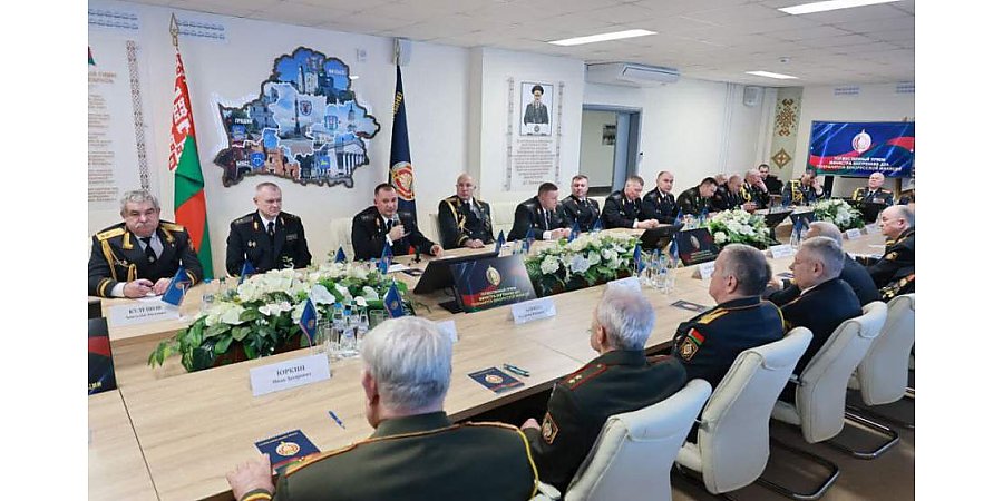 В преддверии Дня белорусской милиции прошла встреча министра внутренних дел Ивана Кубракова с высшим офицерским составом
