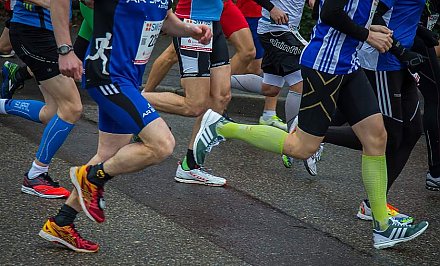 Как начать бегать по утрам? Топ простых и эффективных способ