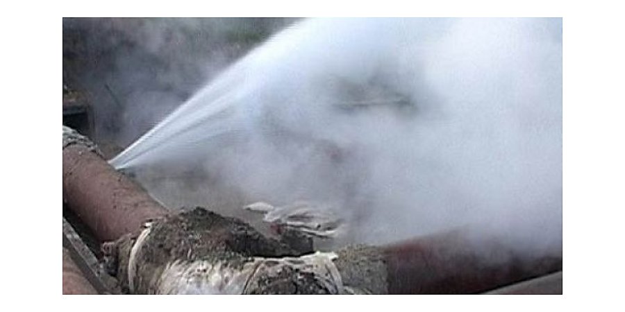 Порыв теплотрассы — угроза для жизни