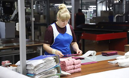 «Знакомство с Гродненским регионом проходит плодотворно и насыщенно». Делегация из Калининградской области посетила гродненские предприятия