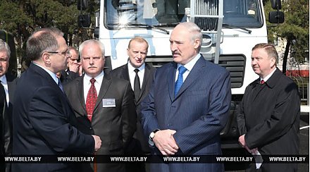 Тема недели: Лукашенко посетил Минский автомобильный завод