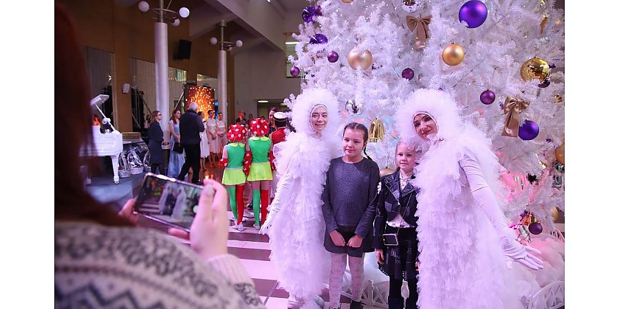 В Гродно прошел благотворительный детский праздник с участием председателя облисполкома Владимира Караника