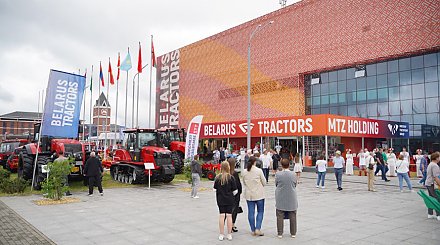 Пятисотсильный трактор BELARUS представят на "Белагро-2025"