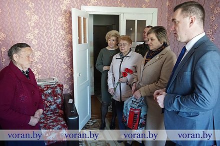 К Международному дню узников фашистских концлагерей. Они смотрели в глаза смерти