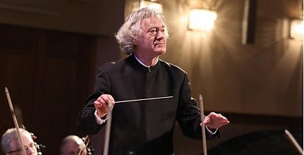 Александр Лукашенко поздравил народного артиста Беларуси Александра Анисимова с 75-летием