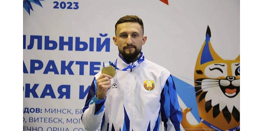 Золотая медаль турнира по тяжелой атлетике II Игр стран СНГ в весовой категории до 61 кг у белоруса Геннадия Лаптева