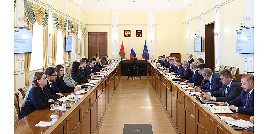 Сумма контрактов по итогам визита Романа Головченко в Карелию и Мурманск составила около $100 млн