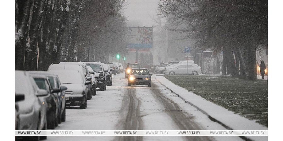 О мерах предосторожности в условиях ледяного дождя рассказали в ГАИ 