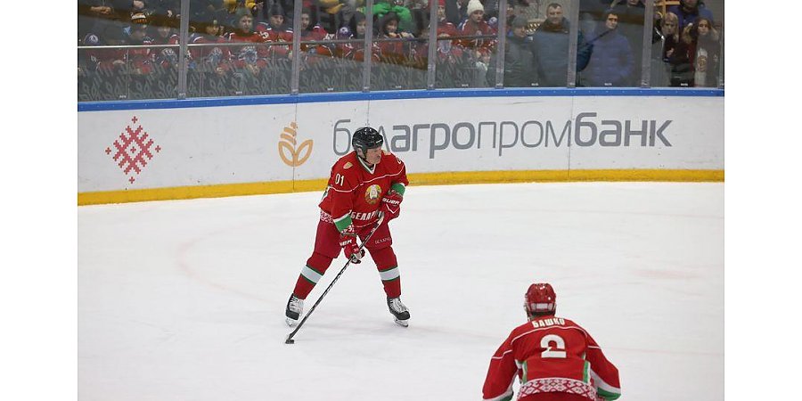 Хоккейная команда Президента Беларуси выиграла третий матч в новом сезоне