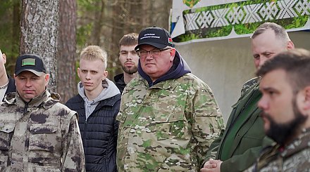 "Это созидательный труд для будущего". Карпенко об участии в акции "Аднавiм лясы разам"