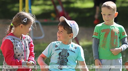В Беларуси стартовал благотворительный проект "День защиты детей с БРСМ"