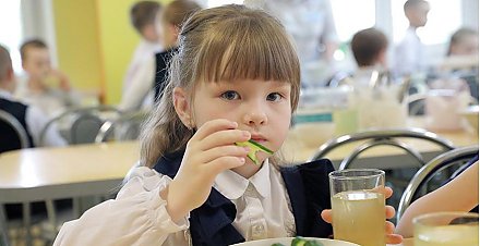 В новом учебном году школьники Гродненщины будут питаться по-новому. Узнали, как изменятся рацион и схема питания