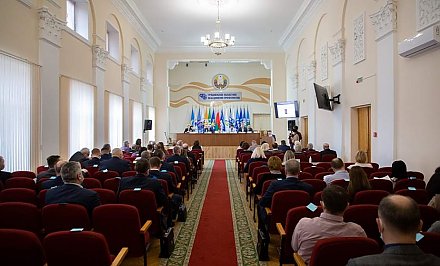 Противодействие незаконным санкциям, новые первички, помощь медикам. В областном объединении профсоюзов подвели итоги работы за минувший год