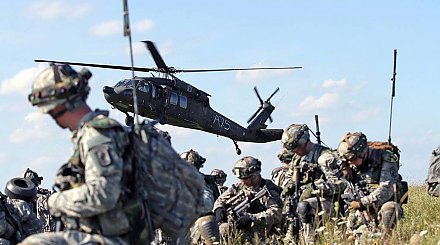 В Латвии начинаются международные военные учения Saber Strike