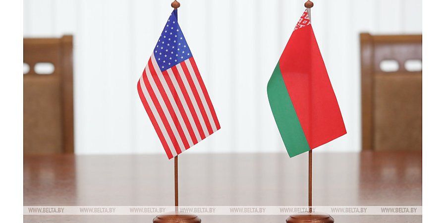 Александр Лукашенко поздравил Трампа с 250-летием независимости США