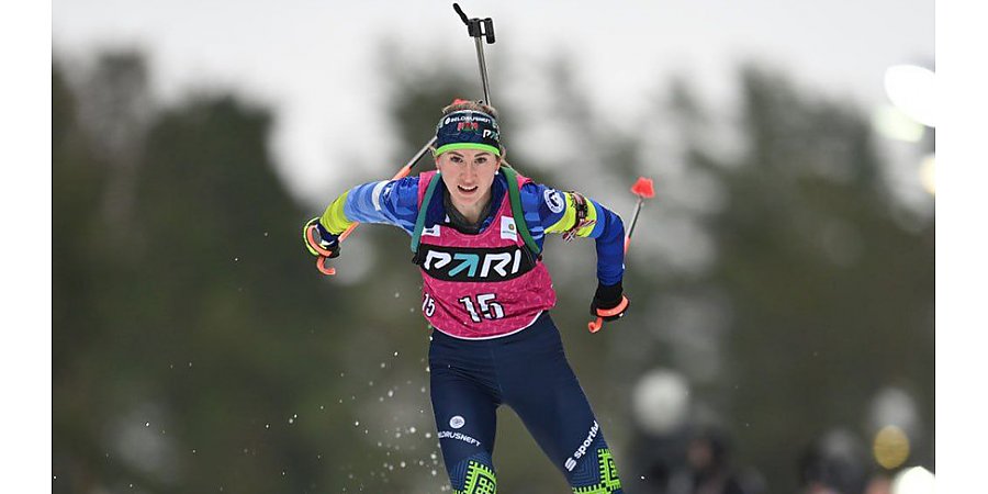 Смольская стала четвертой на ЧР по биатлону в индивидуальной гонке