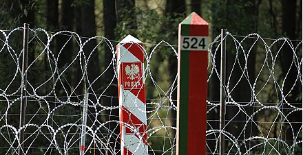 Польша начала строить второе заграждение на границе с Беларусью